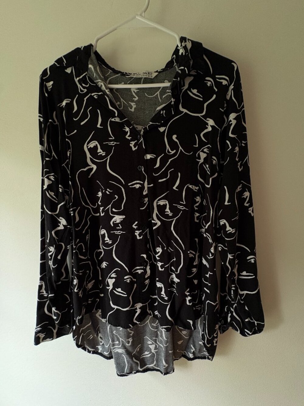 Big Dart Abstract Line Face Print Button Down Blouse Top Black White- L